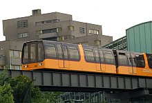 Berliner M-Bahn - Bernd Settnik/dpa-Zentralbild/dpa