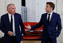 Francois Bayrou und Emmanuel Macron - Ludovic Marin/AFP POOL/AP/dpa