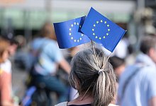 Demo gegen Rechtsextremismus - Sebastian Willnow/dpa