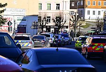 Sch&uuml;sse in Rathaus in Tschechien - Zwei Tote - H&aacute;jek Ond&oslash;ej/CTK/dpa