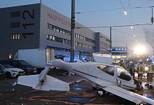 Flugzeug in Stadtgebiet von Mannheim notgelandet - Rene Priebe/PR-Video /dpa