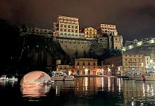 Toter Riesenwal geborgen - Foto: ---/Amp Punta Campanella/AP/dpa