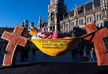 Aktion gegen Vertuschung von kirchlichem Missbrauch - Foto: Sven Hoppe/dpa