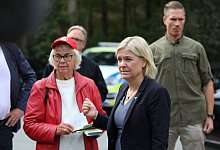 Schwedens Ministerpr&auml;sidentin Magdalena Andersson kommt zur Stimmabgabe f&uuml;r die Parlamentswahlen in einem Wahllokal in Nacka. - Ali Lorestani/Tt/TT News Agency/AP/dpa