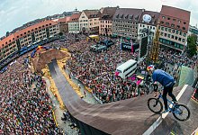 Freestyle-Mountainbiker - Foto: Marc Müller/Red Bull Content Pool/dpa-tmn