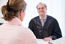 Beratung durch Rechtsanwalt - Christin Klose/dpa-tmn