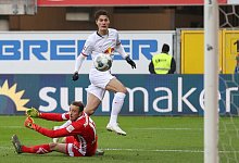 Auftakttor - Foto: Friso Gentsch/dpa