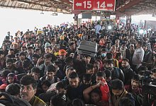 Nach Massenpanik auf Bahnhof in Neu Delhi - UNI/Handout/Xinhua/dpa