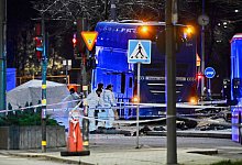 Tote und Verletzte bei Busunfall in Stockholm - Henrik Montgomery/TT News Agency via AP/dpa