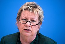 NRW beruft neue Antisemitismusbeauftragte Löhrmann - picture alliance / Bernd von Jutrczenka/dpa