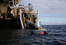 Greenpeace demonstriert gegen Pipeline - Lucas Wahl/Greenpeace Germany/dpa