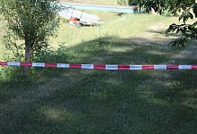 Ein Mann ist in Bad Sulza (Th&uuml;ringen) beim Rasenm&auml;hen in ein Erdloch gefallen und t&ouml;dlich verungl&uuml;ckt. - Bodo Schackow/dpa