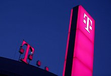 Das Logo der Deutschen Telekom - Oliver Berg/dpa