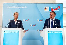 AfD-Chefs Alice Weidel (l.) und Tino Chrupalla (Archivbild) - Michael Kappeler/dpa