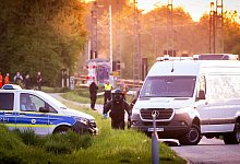 Explosion an Gleisen - Polizei geht nicht von Anschlag aus - Daniel Schröder/dpa