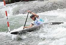 Andrea Herzog erreichte mit der drittbesten Zeit das Finale der Kanuslalom-WM. - Angelika Warmuth/dpa