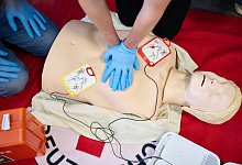 Erste-Hilfe-Kurs - Bernd Thissen/dpa