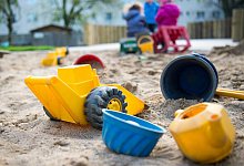 Sicheres Spielzeug - Foto: Monika Skolimowska/dpa