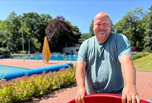 Dennis Krüger ist Bademeister mit Herzblut - Seda Hagemann