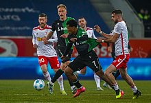 Jahn Regensburg - Hannover 96 - Armin Weigel/dpa