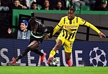 Jamie Gittens (r) - Federico Gambarini/dpa