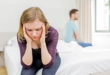 Ein Paar hat schlechte Laune - Monique Wüstenhagen/dpa-tmn