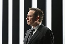 Elon Musk - Patrick Pleul/dpa