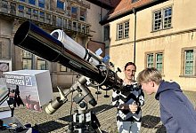 die-sonne-im-visier-1 - Weserrenaissance-Museum Schloss Brake