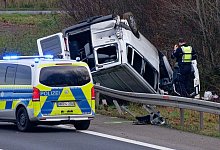 Schwerer Unfall auf der A44 - Henning Kaiser/dpa
