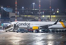 Flughafen - Foto: Marcel Kusch/dpa