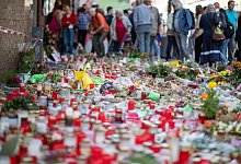 Gedenken - Foto: Daniel Karmann/dpa