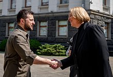 B&auml;rbel Bas (SPD) ist in die Ukraine gereist - und wurde vom Pr&auml;sidenten Wolodymyr Selenskyj empfangen. - -/Pressedienst Pr&auml;sidentenb&uuml;ro/dpa