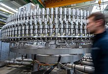 Produktion Maschinenbau - Armin Weigel/dpa