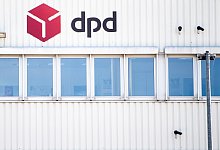 Tarifeinigung: Logistik-Besch&auml;ftigte bekommen deutlich mehr Geld - Jonas G&uuml;ttler/dpa