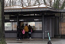 Berliner Zoo und Tierpark erhöhen Eintritt - Paul Zinken/dpa