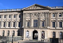 Louvre kündigt Sofortmaßnahmen für mehr Sicherheit an - Emma Da Silva/AP/dpa