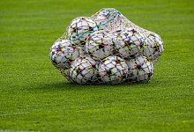 Fu&szlig;ball - Peter Kneffel/dpa