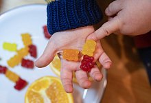 Multivitamin-Gummib&auml;rchen f&uuml;r Kinder - Hendrik Schmidt/dpa/dpa-tmn