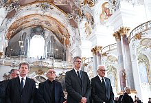 Trauergottesdienst für die Opfer des tödlichen Zugunglücks - Bernd Weißbrod/dpa