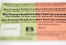 Schwerbehindertenausweis - Foto: Andrea Warnecke/dpa-tmn