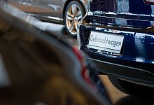 Untersuchung von Gebrauchtwagen - Foto: Andrea Warnecke