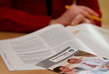 Beratung in einem Pflegestützpunkt in Berlin - Franziska Gabbert/dpa-tmn