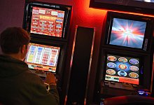 Spielautomaten - Britta Pedersen/dpa-Zentralbild/dpa