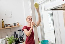 Kann der Fr&uuml;hjahrsputz auch problematisch sein? - Christin Klose/dpa-tmn/dpa