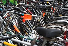 Schrott-Fahrräder - Marcus Brandt/dpa