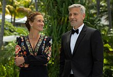 Georgia (Julia Roberts) und David (George Clooney) wollen die Hochzeit ihrer Tochter verhindern. - Vince Valitutti/Universal Studios/dpa