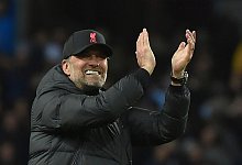 Liverpools Trainer J&uuml;rgen Klopp hofft im Fernduell um die Meisterschaft auf einen Fehler von Manchester City. - Rui Vieira/AP/dpa