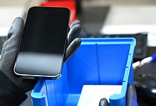 Reparatur und Paketversand von gebrauchter Technik - Elisa Schu/dpa