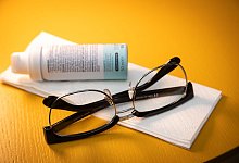 Rasierschaum gegen beschlagende Brillengl&auml;ser - Christin Klose/dpa-tmn