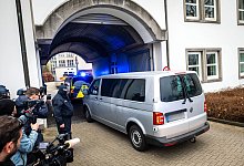 Prozessbeginn gegen ehemalige RAF-Terroristin Daniela Klette - Sina Schuldt/dpa